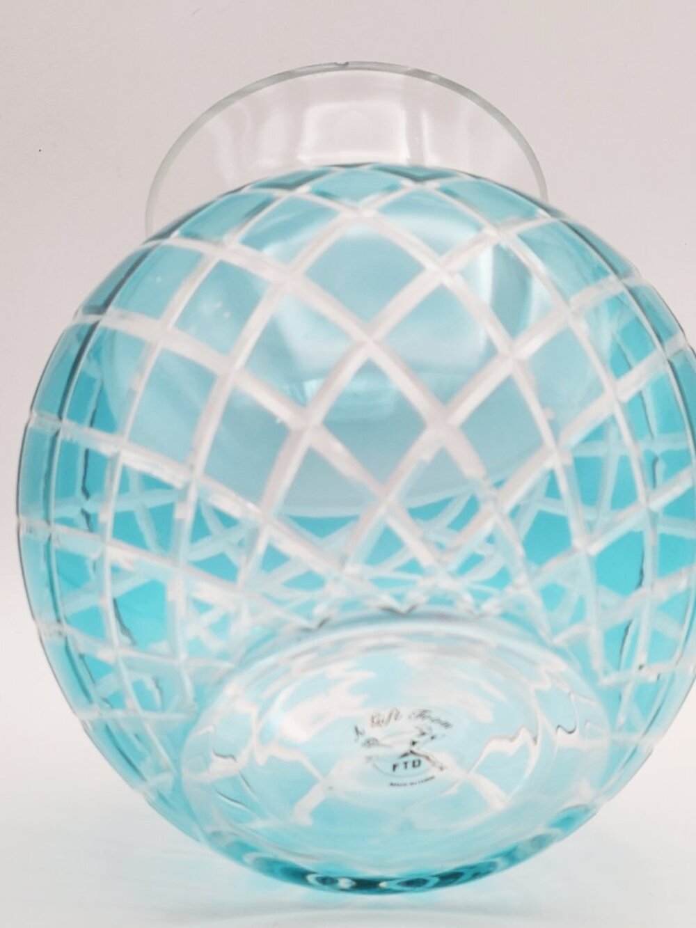 FTD Older Glass Flower Vase Aqua Teal Blue Quilted Pattern 6.5" H - Picture 5 of 10